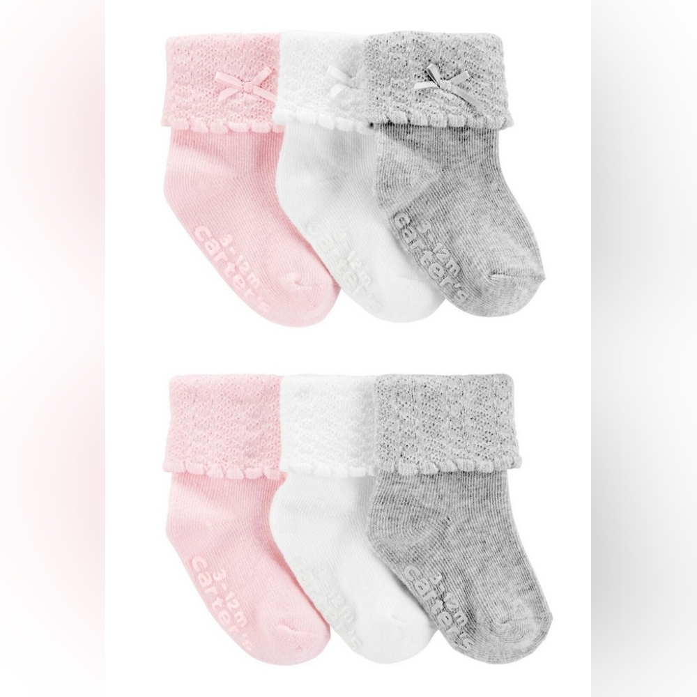 Carter's girls socks 3-12 months